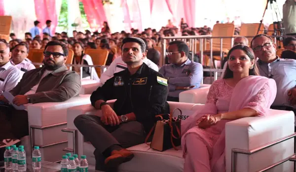 ‘आई एम फ्रॉम अर्थ’, शुभांशु शुक्ला ने लखनऊ के छात्रों को बताया अंतरिक्ष का अनुभव